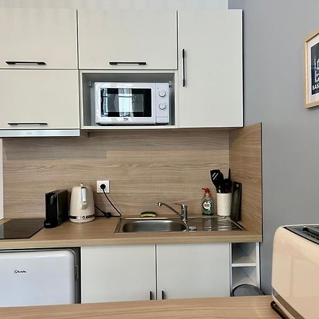 Suite Clovis - 1 Reims Bagian luar foto